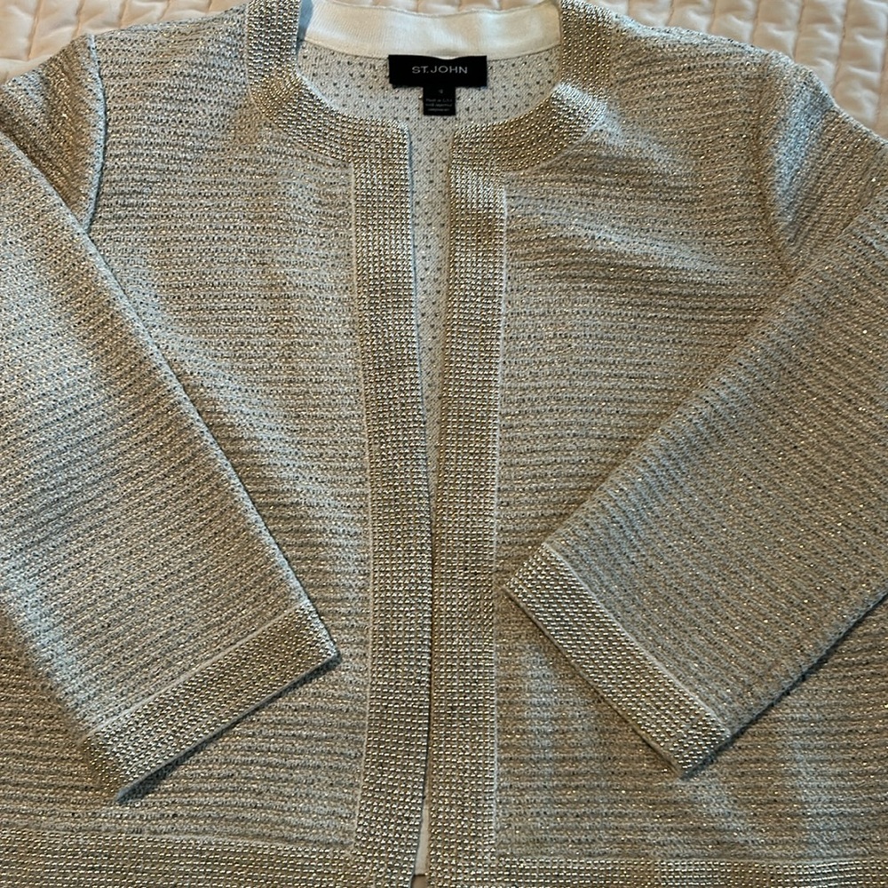 St John metalic cropped jacket with gold beaded trim. Sz 12